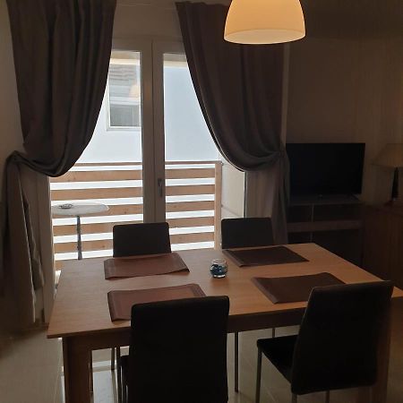 Summer Mamaia Navodari Ngoại thất bức ảnh